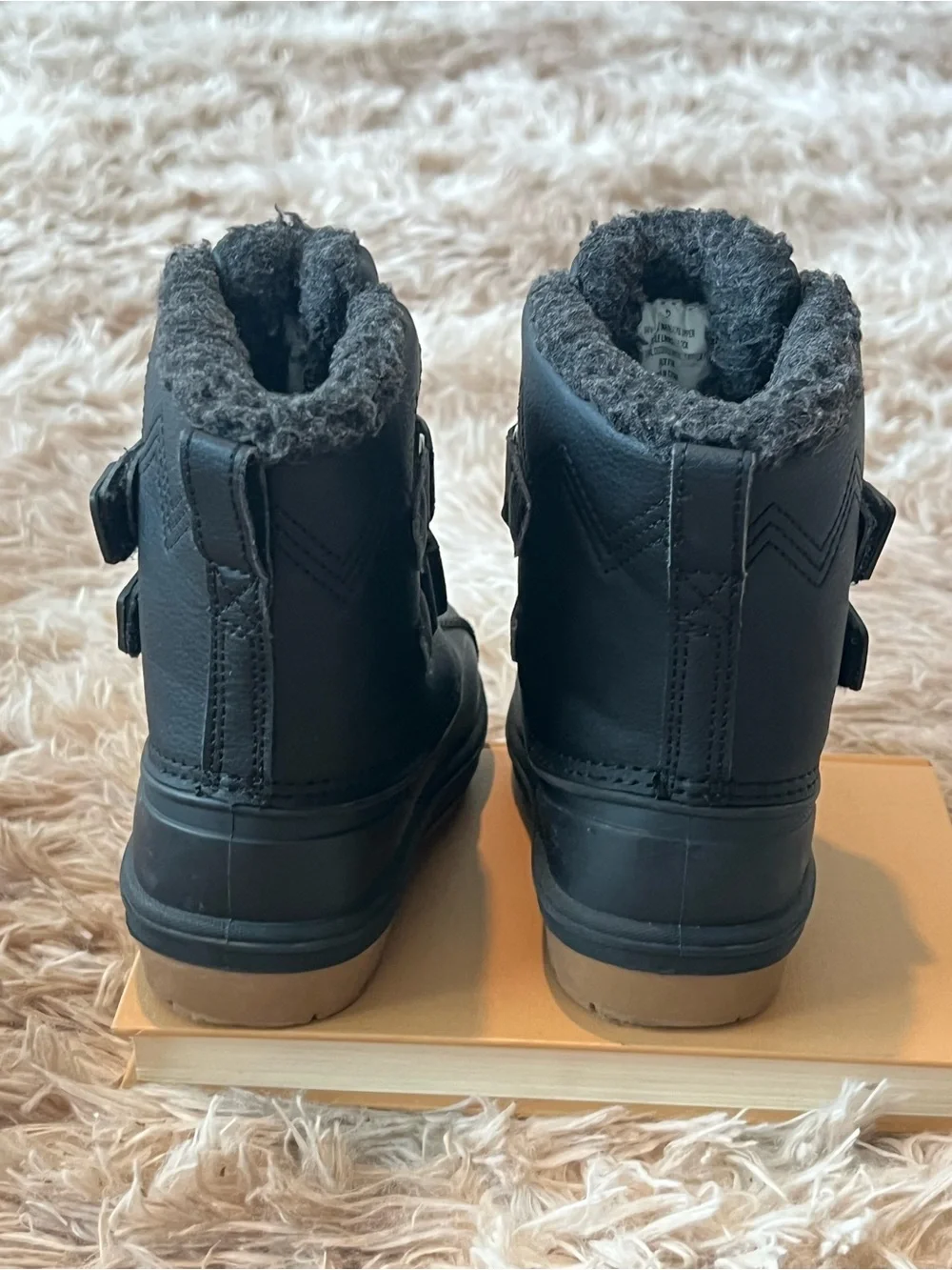Cat & Jack Kids Black Winter Boots. Toddler size 6